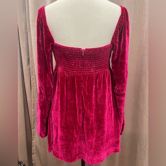 Reformation Mini Fuchsia Velvet Dress, NEW Sz M - Picture 5 of 6